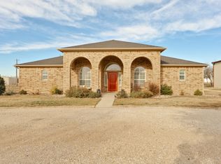 151 Conestoga Ct, Rhome, TX 76078
