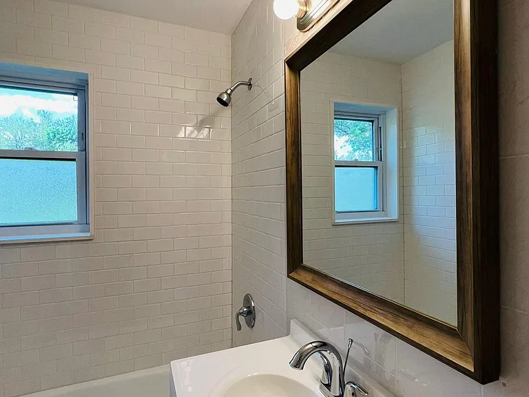 14 Windsor Ter #E — Photo 21