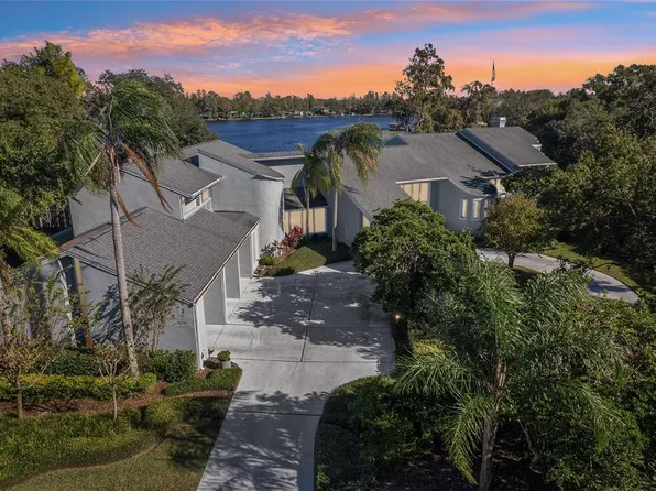 806 Taray De Avila, Tampa, FL 33613