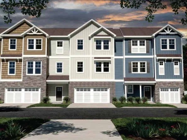 1644 Songbird Ln, Chesapeake, VA 23323