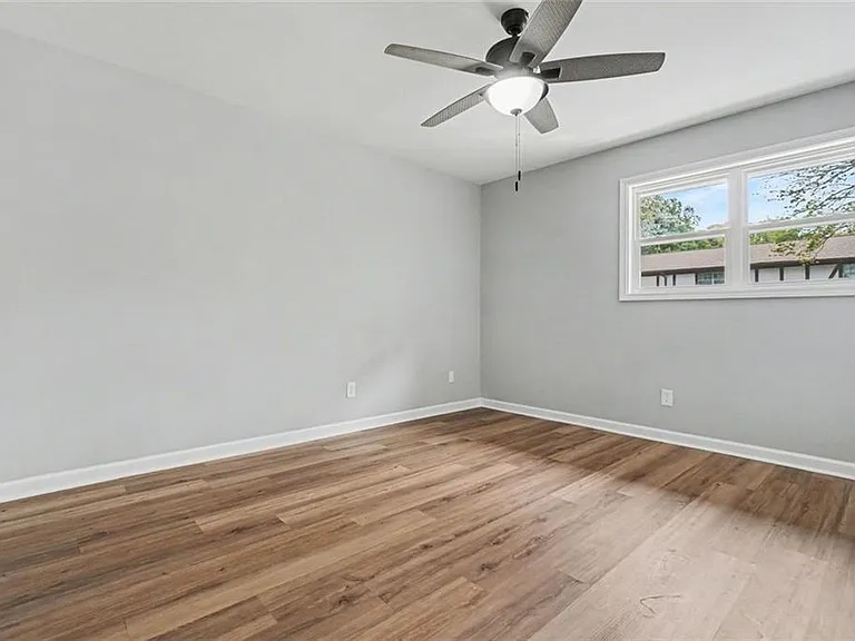2952 N Dekalb Dr #A — Photo 9