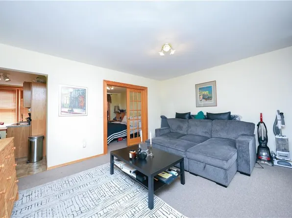 2391 East 3rd Street image 16 of 33