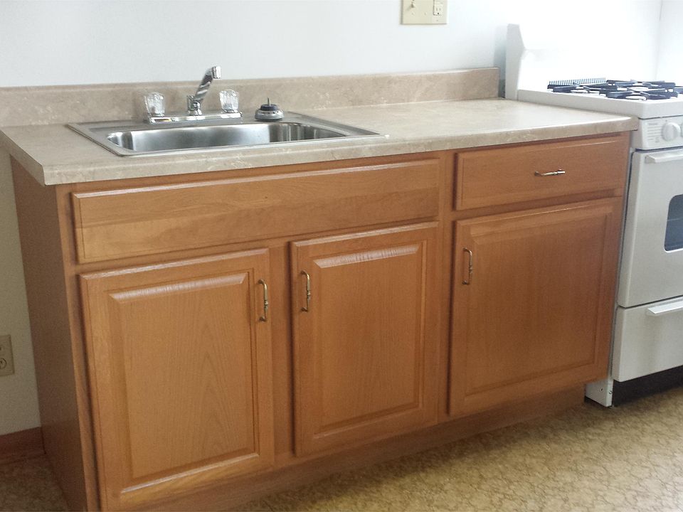 1st image of 416 Adams St APT 10