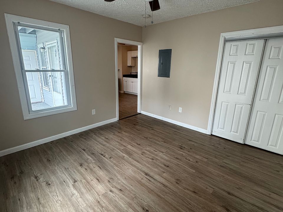1st image of 370 Hamilton St #1-R