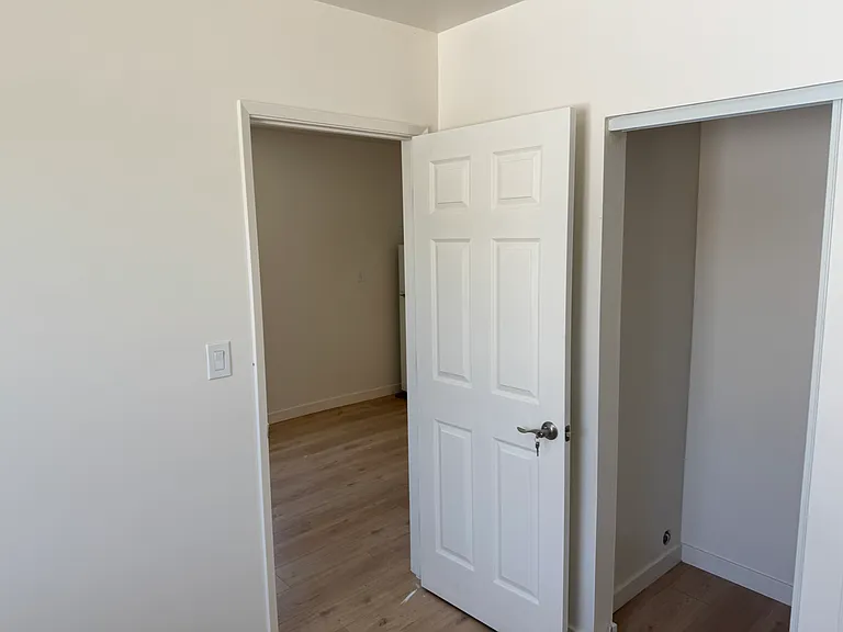 19339 Vanowen St #B — Photo 6