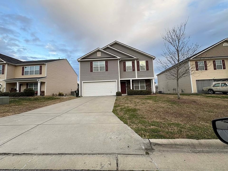 1st image of 215 Taylors Landing Ave