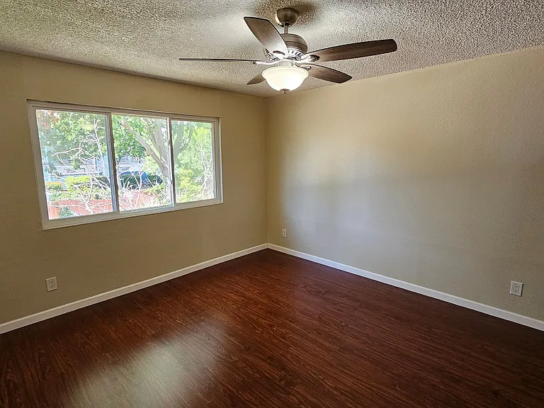 3193 Tonopah Ct — Photo 12