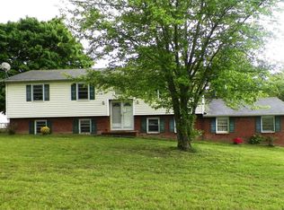 201 Armstrong Ct, Archdale, NC 27263