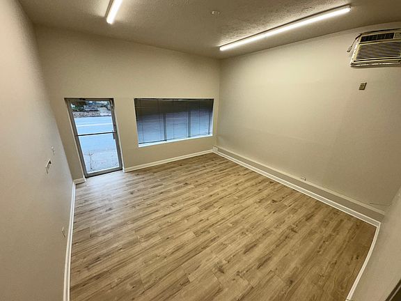 3rd image of 2725 S 4th St Unit 1
