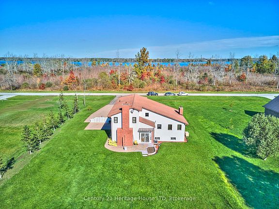 2nd image of 191 Cairns Cres