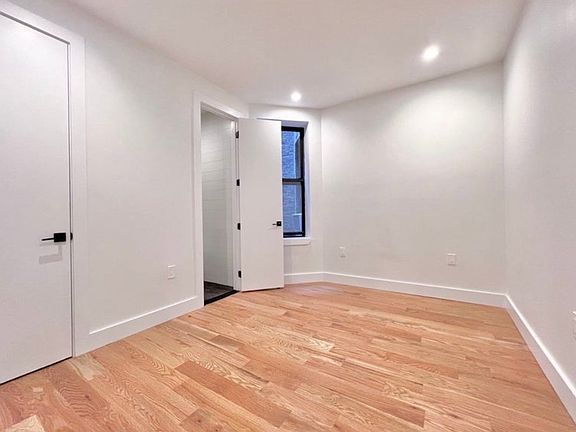 3rd image of 1049 Bergen St APT 2