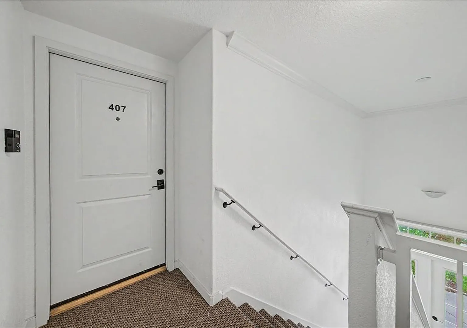 North End Condo Close to BSU, Greenbelt & Hyde Park — Photo 2