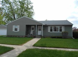 1554 Vernon Ave, Beloit, WI 53511