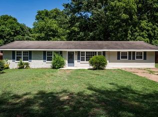 709 E Lakeside Dr, Florence, AL 35630