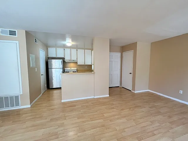 2920 Luciernaga St #103 — Photo 5