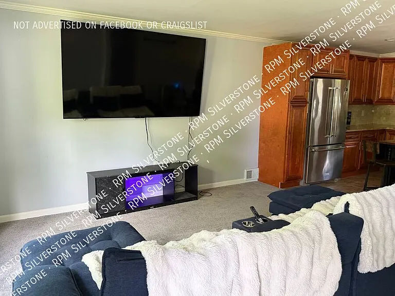 26623 Northeastern Hwy — Photo 4