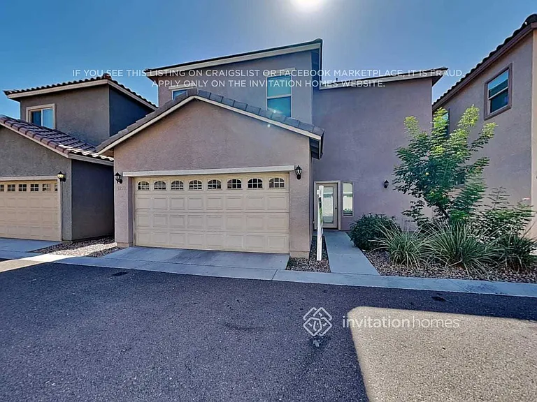 1840 W Pollack St — Photo 16