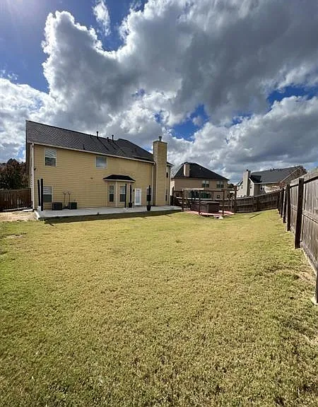 921 Prather Ct — Photo 43