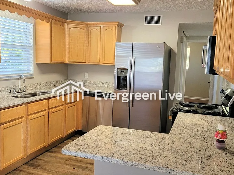 2243 Thiervy Dr — Photo 5