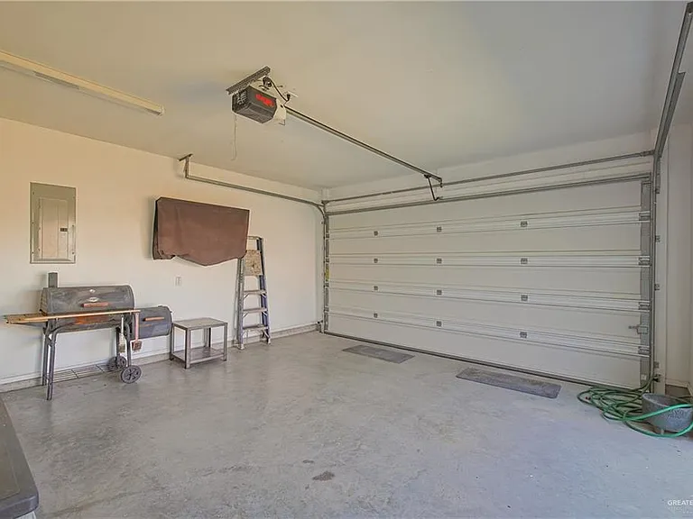 2006 S Villa Real Dr — Photo 29