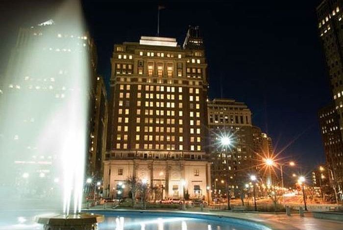 2nd image of 1600 Arch St #1621