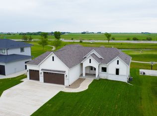 5027 NE Seneca Dr, Ankeny, IA 50021