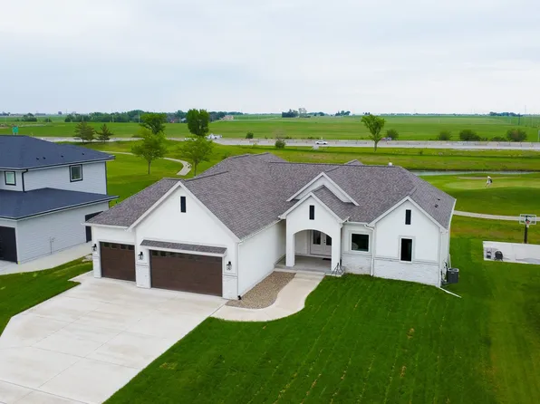 5027 NE Seneca Dr, Ankeny, IA 50021