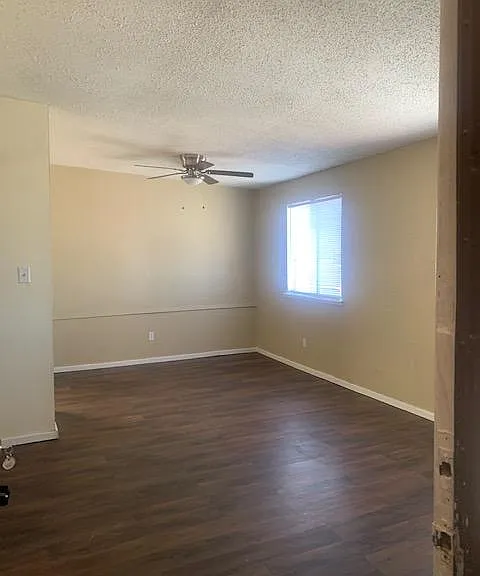 1025 McFie Ave — Photo 1