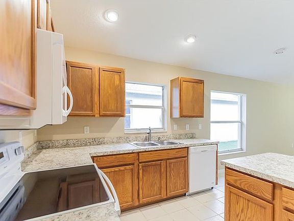 4th image of 7308 Parkersburg Dr