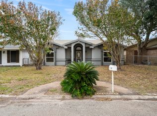 105 Wendi Ln, Aransas Pass, TX 78336