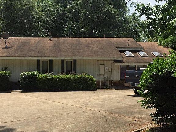 3rd image of 5404 Bon Aire Dr Unit B