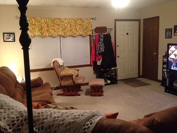 3rd image of 609 13th St