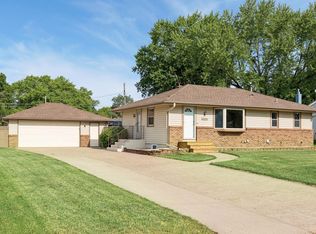 10600 President Dr NE, Blaine, MN 55434