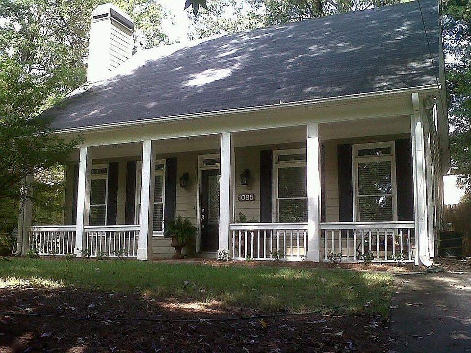 2nd image of 1085 Seaboard Ave NW