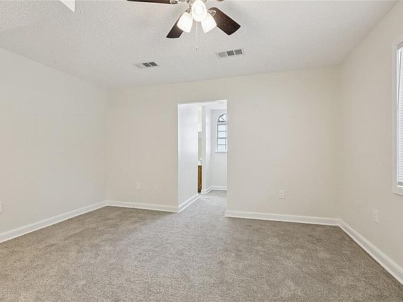 5th image of 4100 13th St