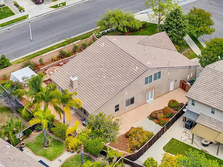 24889 Ashtree Ct — Photo 29