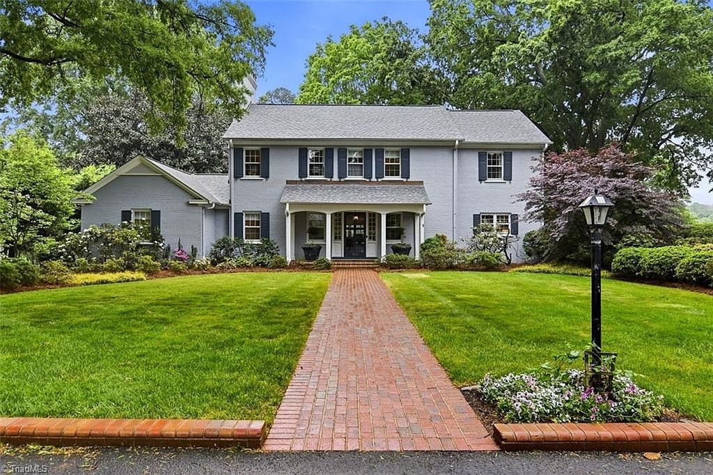 756 N Pine Valley Rd