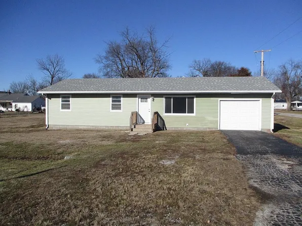 200 Oak St, Laddonia, MO 63352