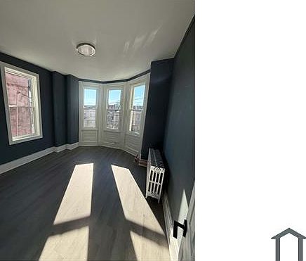 1st image of 3144 Clifford St Floor 2