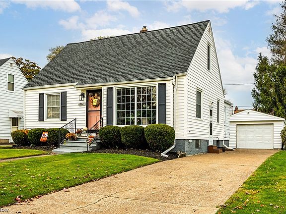 2nd image of 2221 E 35th St