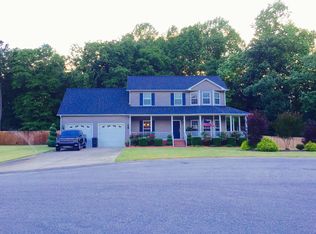 1761 Pristine Ln, Hope Mills, NC 28348
