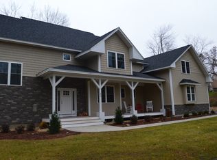 272 Harwood Ave, Littleton, MA 01460