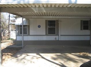 6330 N Highland Cir, Haltom City, TX 76117