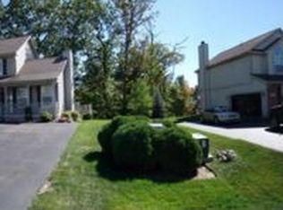 2516 Ravine Side Dr N, Howell, MI 48843