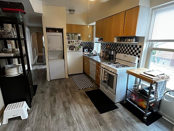 5th image of 4622 N Wolcott Ave APT 3