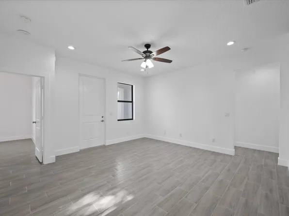 1129 W 26th Street, Riviera Beach, FL 33404