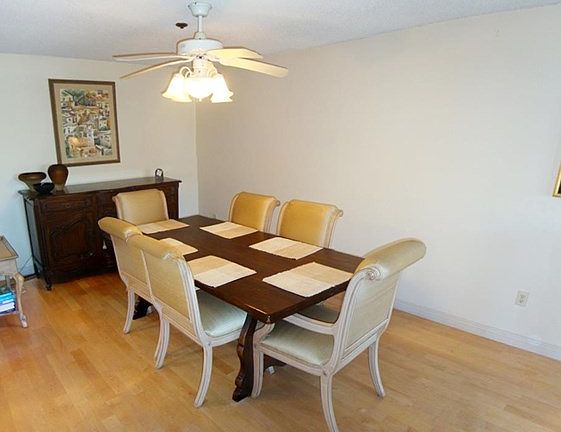 4th image of 8110 El Paseo Grande Unit 102