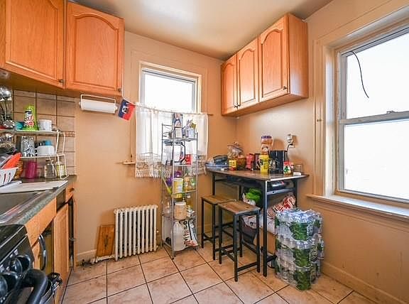 5th image of 1625 E 32nd St
