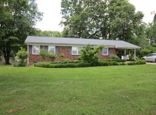 296 Shady Grove Rd, Eden, NC 27288