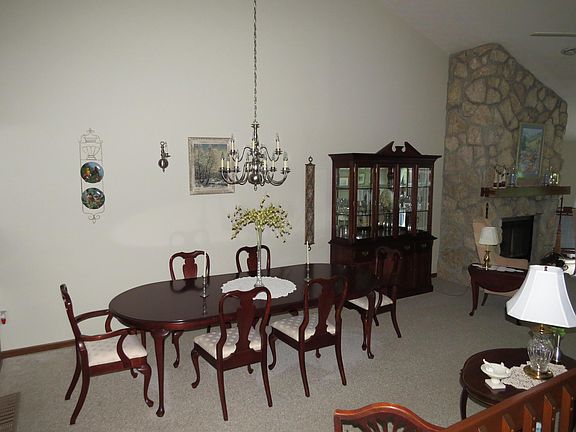 4th image of 53 Donald Ross Dr